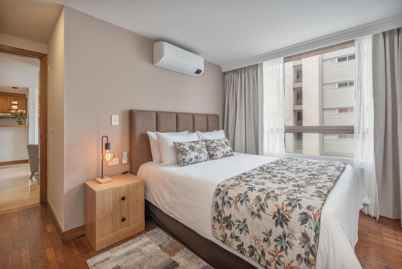 Alcazar De Oviedo By Ee Aparthotel 3*