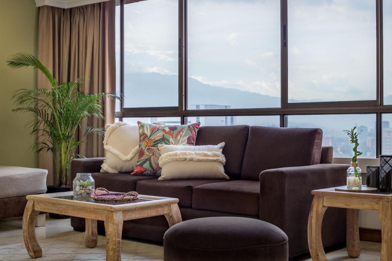 Alcazar De Oviedo By Ee Apartahotel Medellín